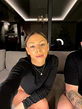 Snapshot of SexOnMyLvL chatting on November 2025 07:28:01 PM SexOnMyLvL online show from November 2025 07:28:01 PM