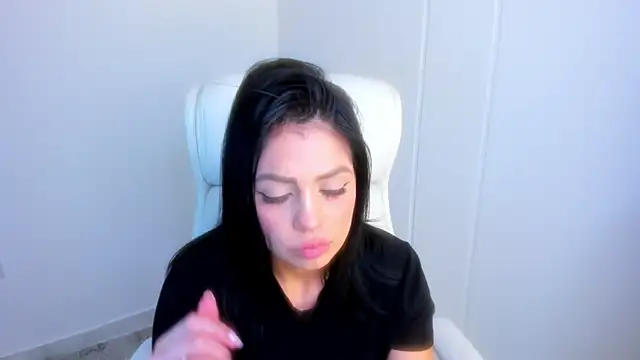 dominique21  online show from February 2026 06:22:01 AM