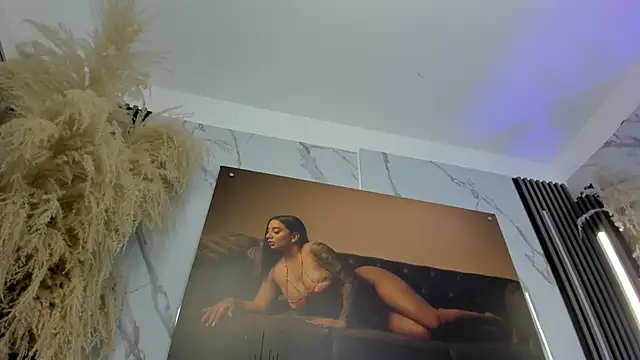 sofhiaa adaams online show from December 2025 10:11:02 PM