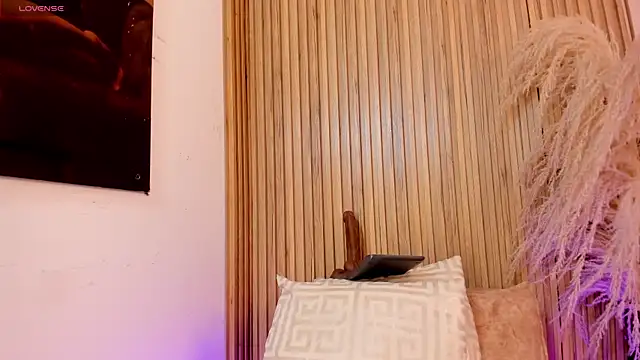 sofhiaa adaams online show from February 2026 10:42:02 PM