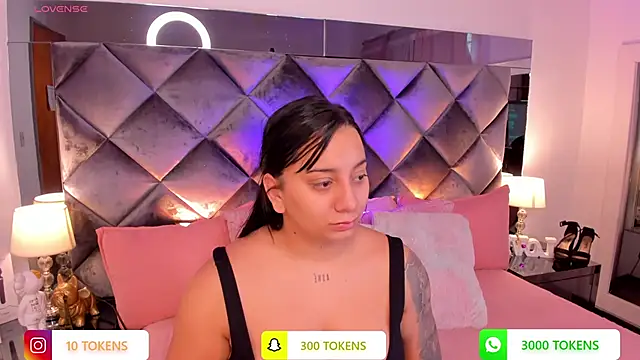Snapshot of sofhiaa_adaams chatting on February 2025 05:13:02 PM sofhiaa adaams online show from February 2025 05:13:02 PM