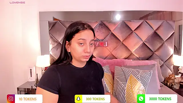 Snapshot of sofhiaa_adaams chatting on March 2025 11:22:01 PM sofhiaa adaams online show from March 2025 11:22:01 PM