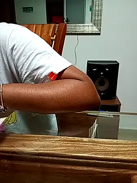 fetishcouples47 online show from April 2026 01:01:01 AM