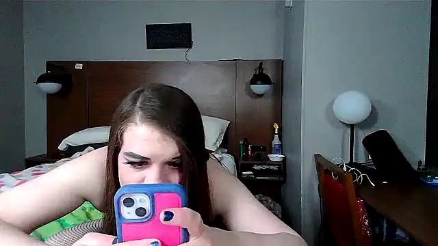 kittykat 1999xh online show from February 2025 04:46:01 AM