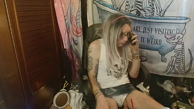 Ombeline1 online show from February 2026 03:45:02 PM