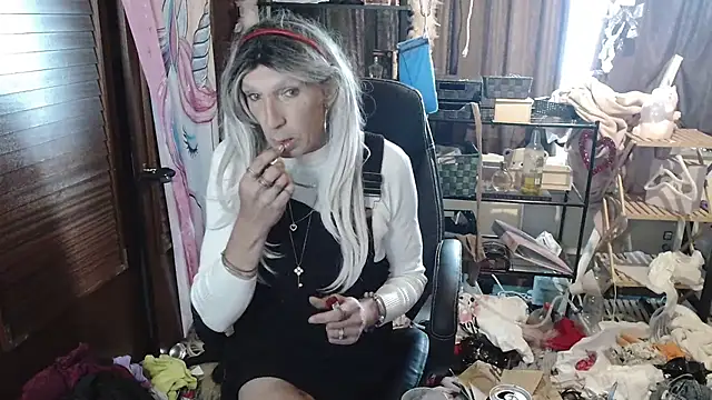 Ombeline1 online show from September 2025 07:52:02 AM