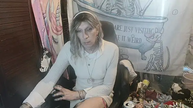 Ombeline1 online show from March 2026 04:14:02 PM