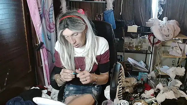 Ombeline1 online show from October 2025 04:20:02 PM