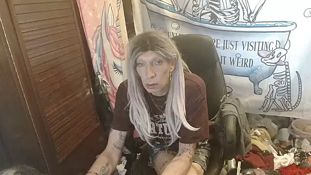 Ombeline1 online show from April 2026 07:59:02 AM