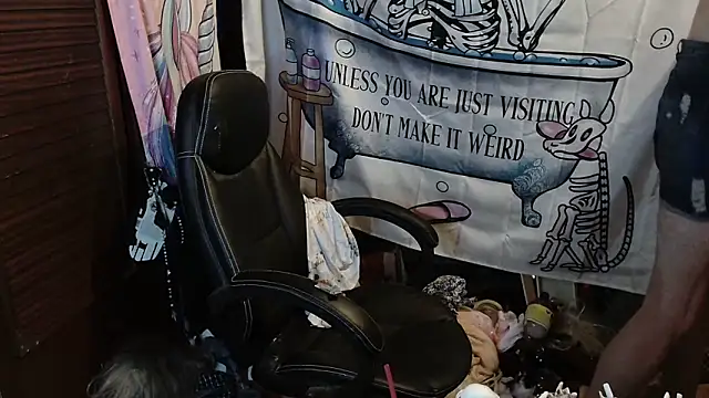 Ombeline1 online show from March 2026 04:20:02 AM