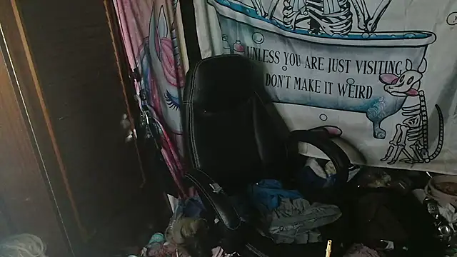 Ombeline1 online show from April 2026 08:04:02 PM