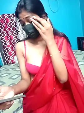 Triha 18 online show from October 2025 06:44:01 PM