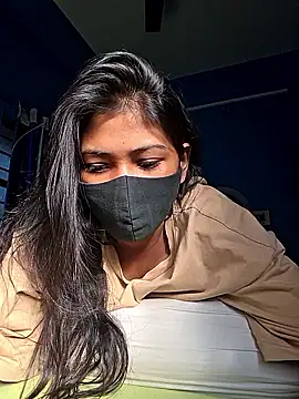 Triha 18 online show from November 2025 09:26:02 AM