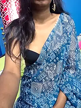 Triha 18 online show from November 2025 06:06:02 AM