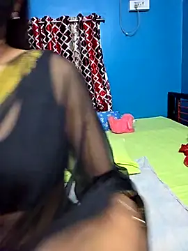 Triha 18 online show from November 2025 03:48:01 PM