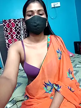 Triha 18 online show from October 2025 06:31:01 PM