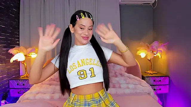 AmedeeaBanks online show from March 2026 08:25:01 PM