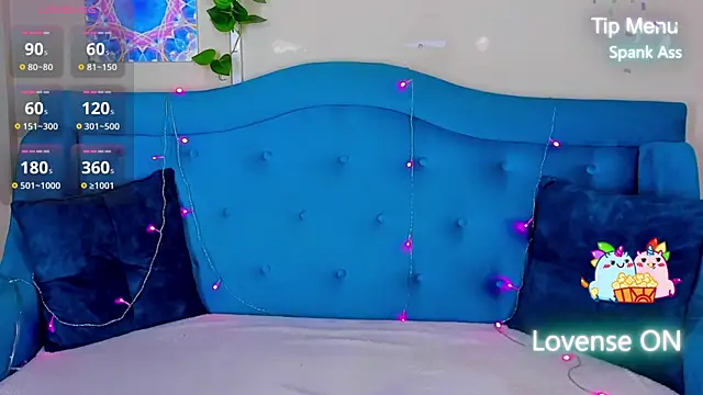 MilliStrii online show from November 2025 01:39:02 AM