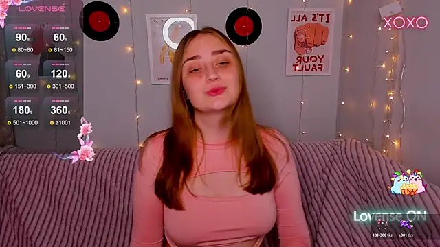 MilliStrii online show from December 2025 01:28:01 AM