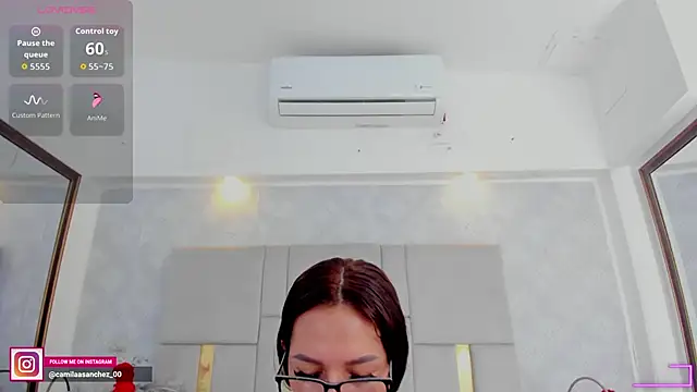 Camilaa Sanchez  online show from September 2025 12:38:02 PM
