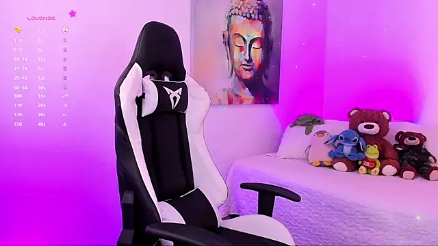  Pame Leon  online show from February 2026 03:34:02 PM