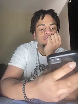 Snapshot of Elgrazonamor chatting on February 2025 04:03:01 PM Elgrazonamor online show from February 2025 04:03:01 PM