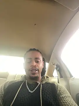 Snapshot of Elgrazonamor chatting on December 2024 06:50:01 PM Elgrazonamor online show from December 2024 06:50:01 PM