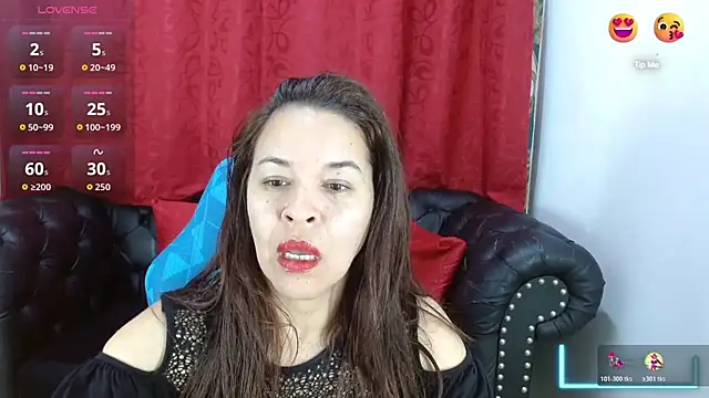 Snapshot of Lizeth_Bels chatting on July 2026 07:42:02 PM Lizeth Bels online show from July 2026 07:42:02 PM