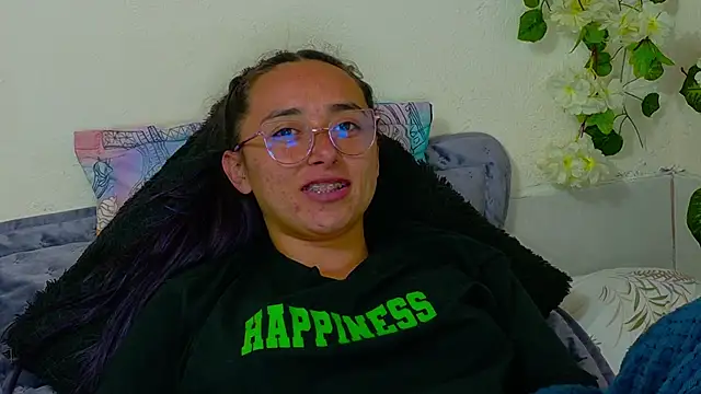 Hot Candy  online show from May 2026 04:11:02 AM