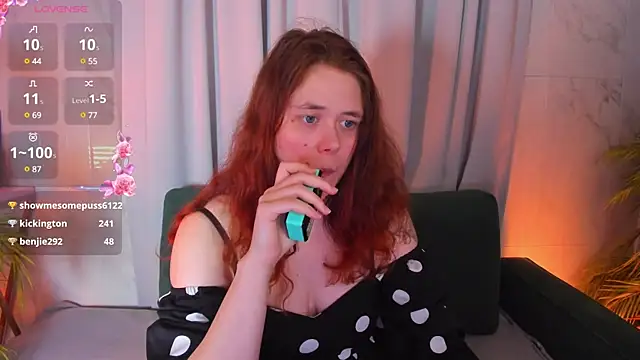 SophiePure online show from March 2025 02:51:01 AM