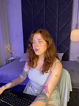 SophiePure online show from October 2025 08:52:02 PM