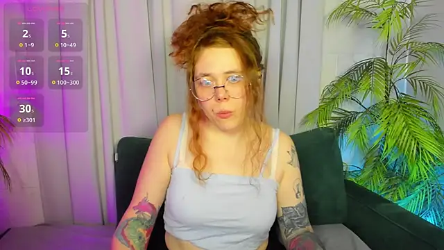 SophiePure online show from October 2025 08:21:01 PM