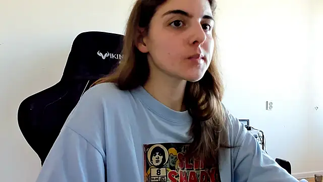 Snapshot of emmamurrr chatting on September 2025 10:11:01 AM emmamurrr online show from September 2025 10:11:01 AM