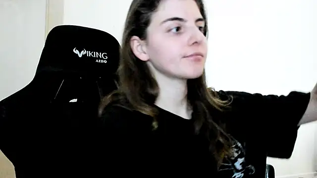 Snapshot of emmamurrr chatting on November 2025 05:50:02 PM emmamurrr online show from November 2025 05:50:02 PM