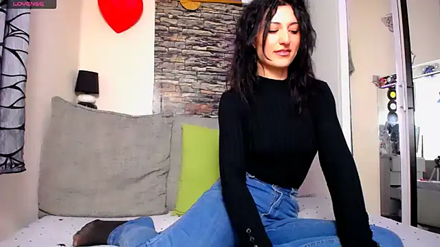 Angelique An online show from March 2025 06:17:02 PM
