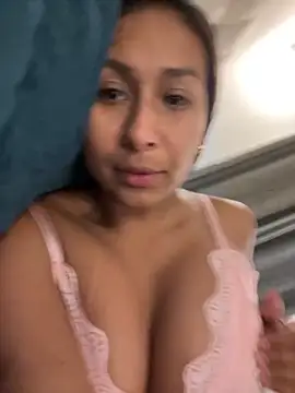 AmelyaMann online show from September 2025 01:44:01 AM