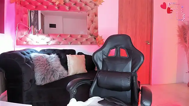 AmelyaMann online show from March 2026 02:18:01 PM