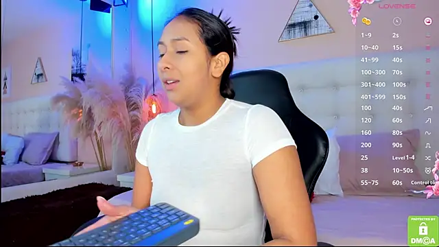 AmelyaMann online show from March 2025 12:39:01 PM