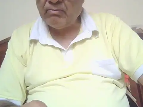 Snapshot of Nuttysub chatting on November 2025 01:54:01 AM Nuttysub online show from November 2025 01:54:01 AM