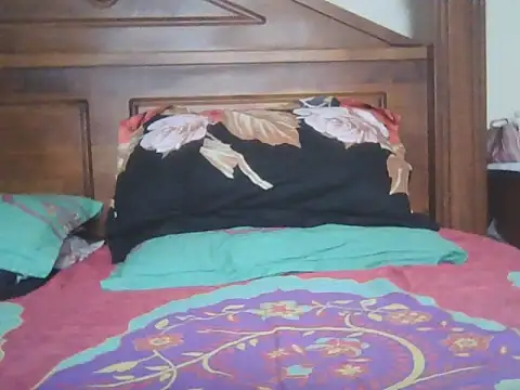 Snapshot of Nuttysub chatting on October 2025 01:46:02 AM Nuttysub online show from October 2025 01:46:02 AM