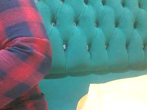 Snapshot of Sexy_Riri chatting on October 2025 03:30:01 PM Sexy Riri online show from October 2025 03:30:01 PM