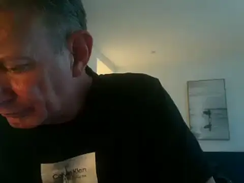 butseriouslykahnt online show from December 2024 07:17:01 AM