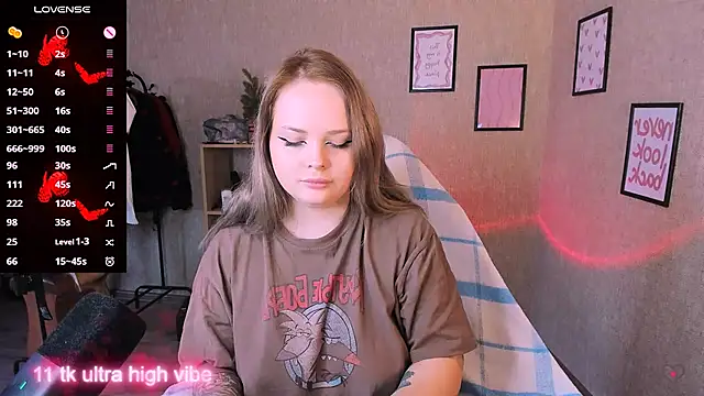 Snapshot of flower_sarah_ chatting on March 2025 01:24:02 PM flower sarah  online show from March 2025 01:24:02 PM