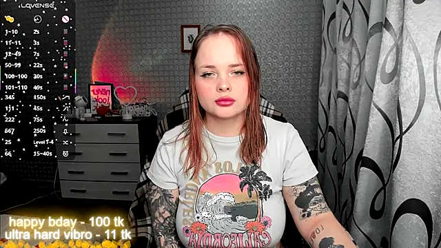 Snapshot of flower_sarah_ chatting on November 2025 10:19:01 PM flower sarah online show from November 2025 10:19:01 PM