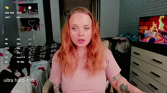Snapshot of flower_sarah_ chatting on June 2026 08:43:02 PM flower sarah online show from June 2026 08:43:02 PM