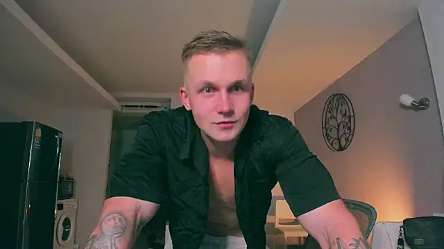 Snapshot of Samuel_Andrew chatting on September 2025 03:23:01 AM Samuel Andrew online show from September 2025 03:23:01 AM