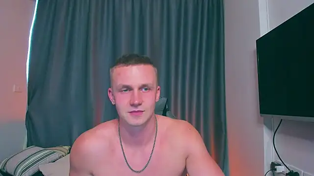 Snapshot of Samuel_Andrew chatting on March 2025 08:08:01 AM Samuel Andrew online show from March 2025 08:08:01 AM