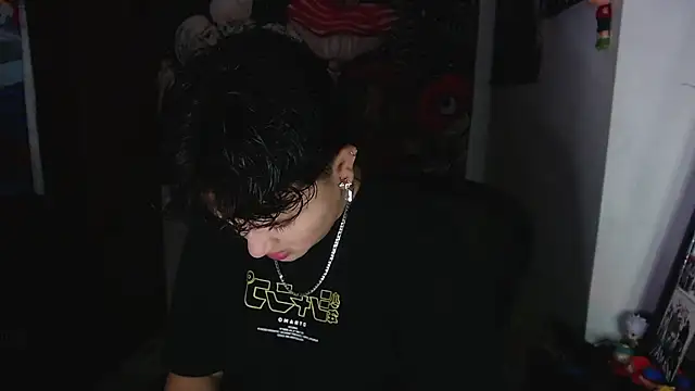 Snapshot of isabeautyx19 chatting on April 2026 12:52:02 AM isabeautyx19 online show from April 2026 12:52:02 AM