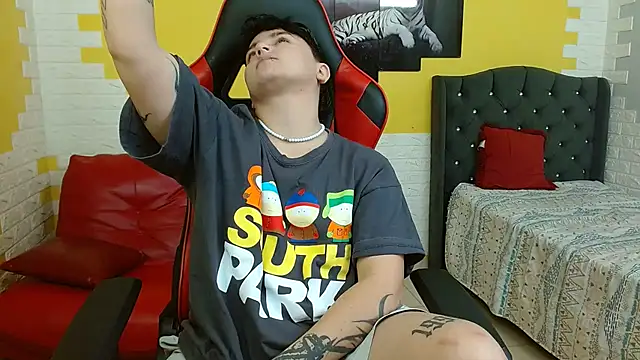 Snapshot of isabeautyx19 chatting on November 2025 02:01:03 AM isabeautyx19 online show from November 2025 02:01:03 AM