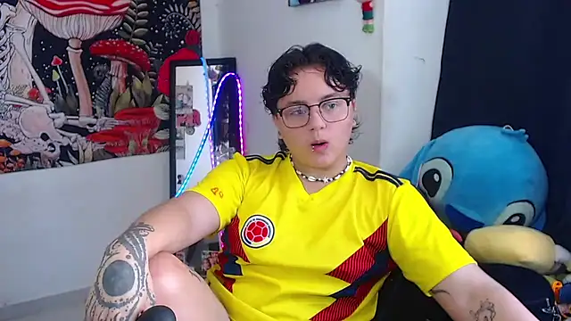 isabeautyx19 online show from July 2026 04:14:02 PM